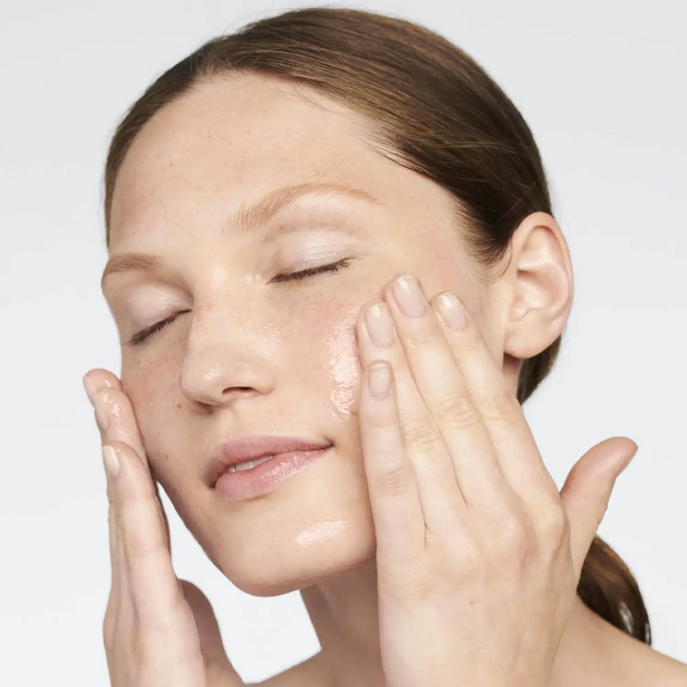 CLINIQUE MOISTURE SURGE SPF 25 idratante leggero 30 ml