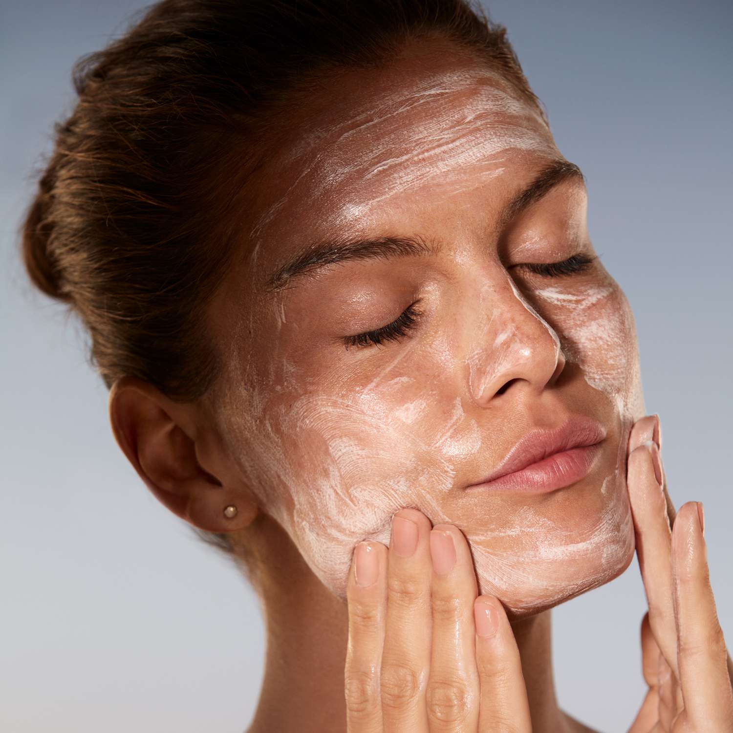 ESTÉE LAUDER Advanced Night Cleansing Gelée Detergente in Formato da Viaggio con 15 Aminoacidi 100 ml