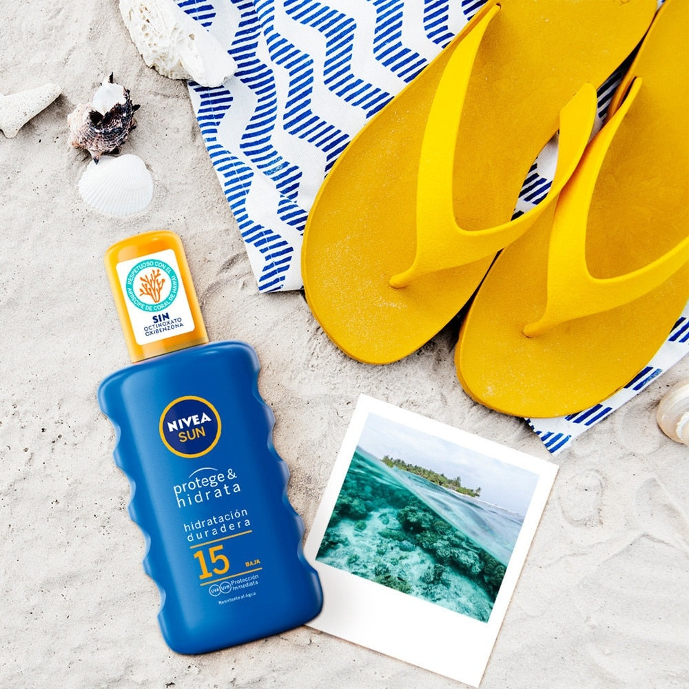 NIVEA SUN PROTEGE&HIDRATA spray SPF15 200 ml