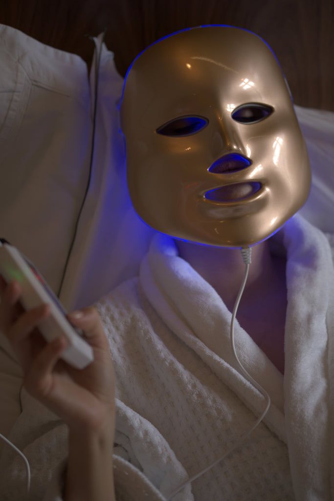 PALOMA BEAUTIES GOLD LED LIGHT THERAPY maschera facciale a led 1 pz