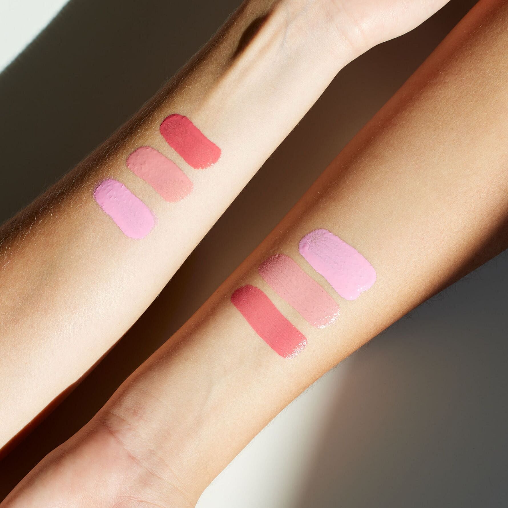 Blush crème mat GOSH MATTE BLUSH UP #002-Dusty Rose 14 ml