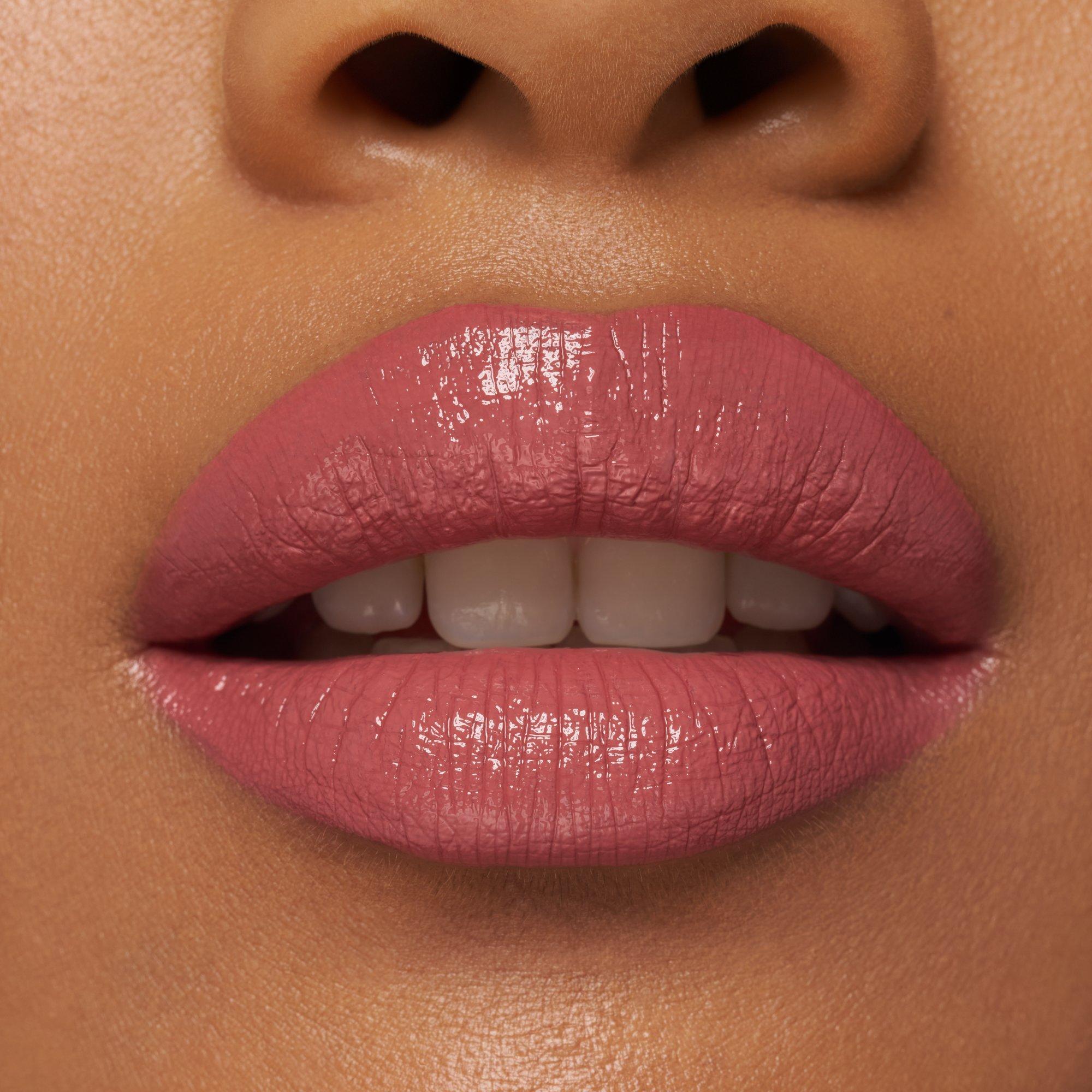 ESSENCE SATIN GLOW rossetto brillante luminoso #02-Blushin It 3,5 gr