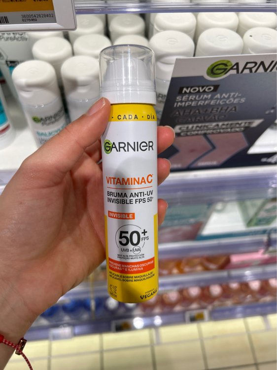 GARNIER Vitamin C Invisibile UV Mist SPF 50+ previene le macchie scure e illumina 75 ml