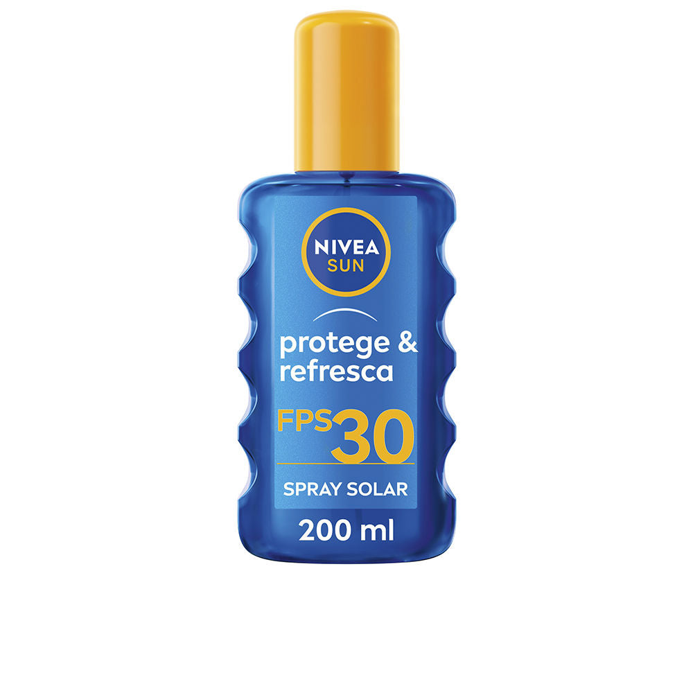 NIVEA SUN PROTECTS &amp; REFRESHES invisible sunscreen SPF30 spray 200 ml