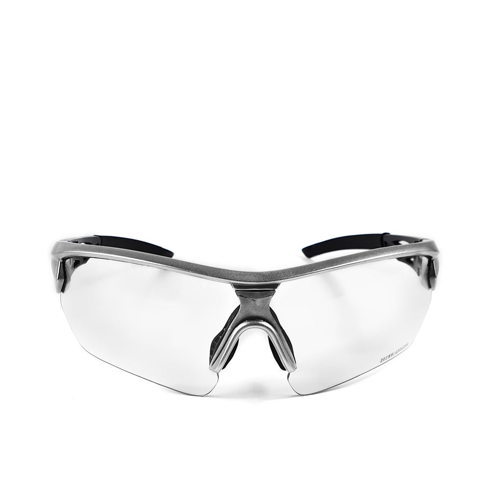 BROWN LABRADOR F OMEGA #blanco-negro 1 u