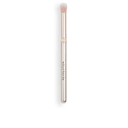 REVOLUTION MAKE UP FLUFFY blending brush #R4 1 u