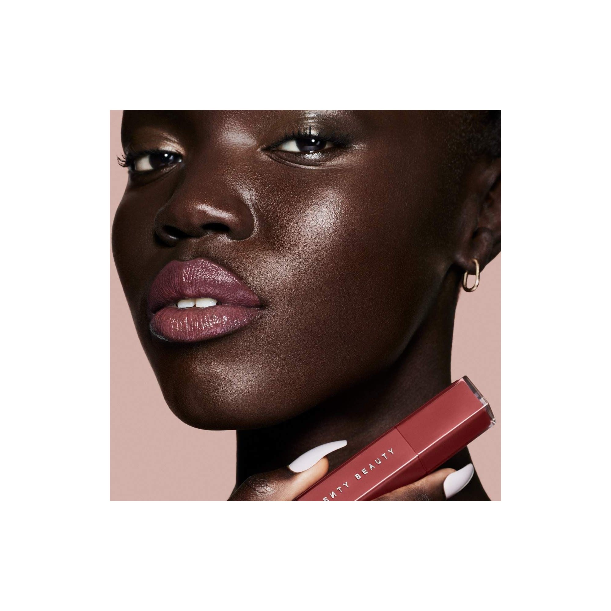 FENTY BEAUTY GLOSS BOMB lucidalabbra in stick #02-Two'Lip Kiss 3.6 gr