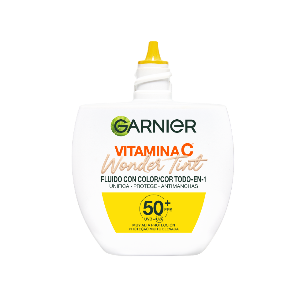 GARNIER Fluido colorato effetto pelle perfetta con Vitamina C SPF50+ #light 40 ml